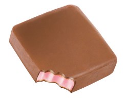 GALLETE-CUBIERDA-DE-CHOCOLATE-FRESA-RICURA